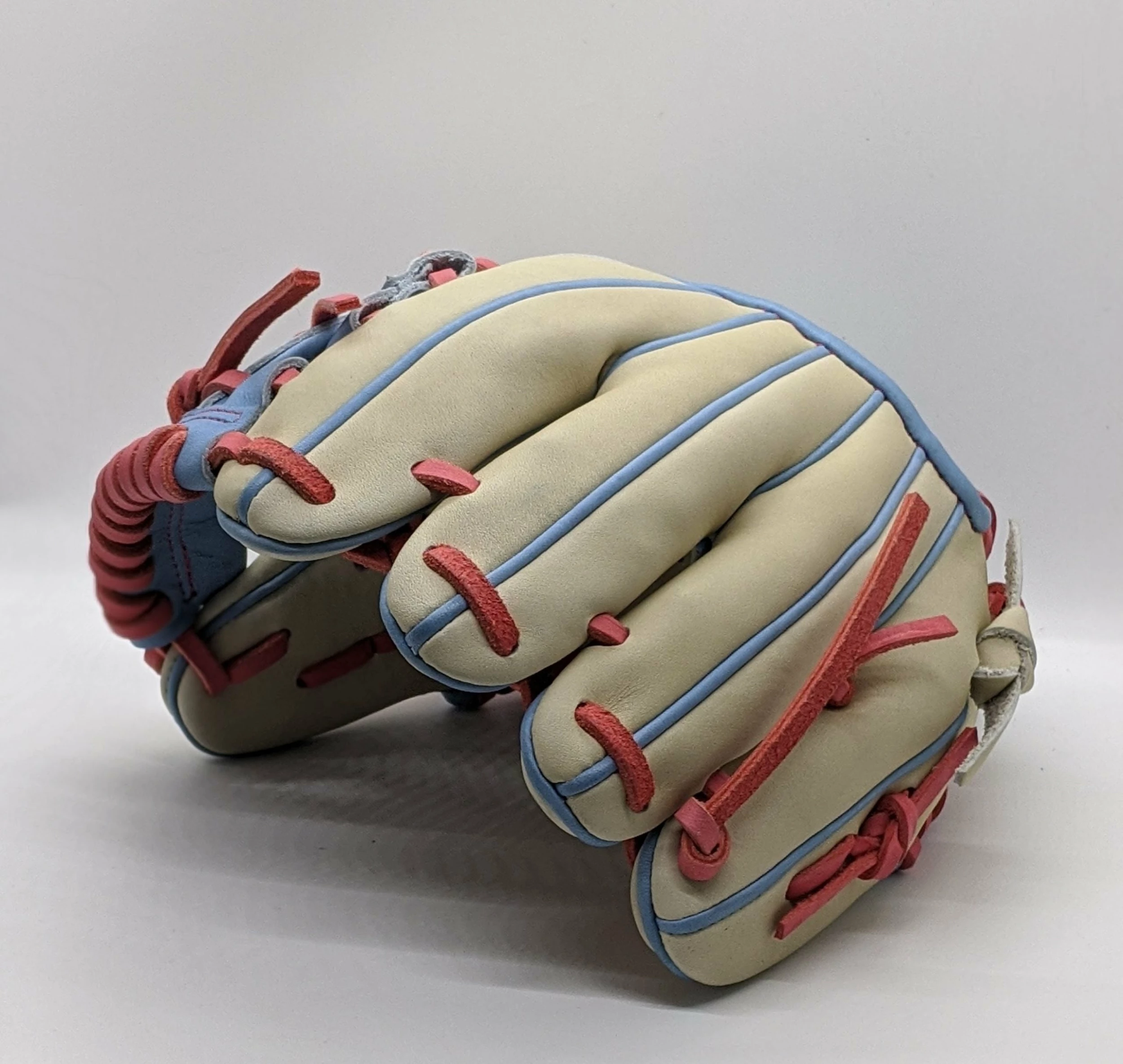 DRG Sports Dig It 9.5" Infield Training Glove 4 DRG Sports Dig It 9.5" Infield Training Glove - Image 4