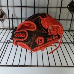 DRG Sports Blem And Demo Gloves -Baseball Shop PXL 20220909 201309573 scaled